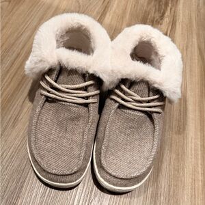 Women’s Hey Dude Britt with Faux Fur Lining